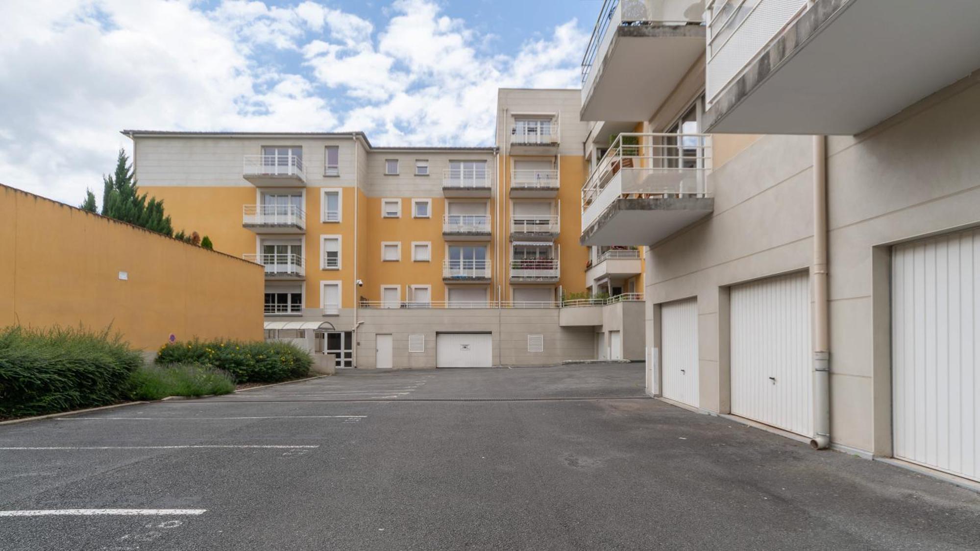 L'Eugenie - Appartement Design & Confort En Centre-Ville فيشي المظهر الخارجي الصورة