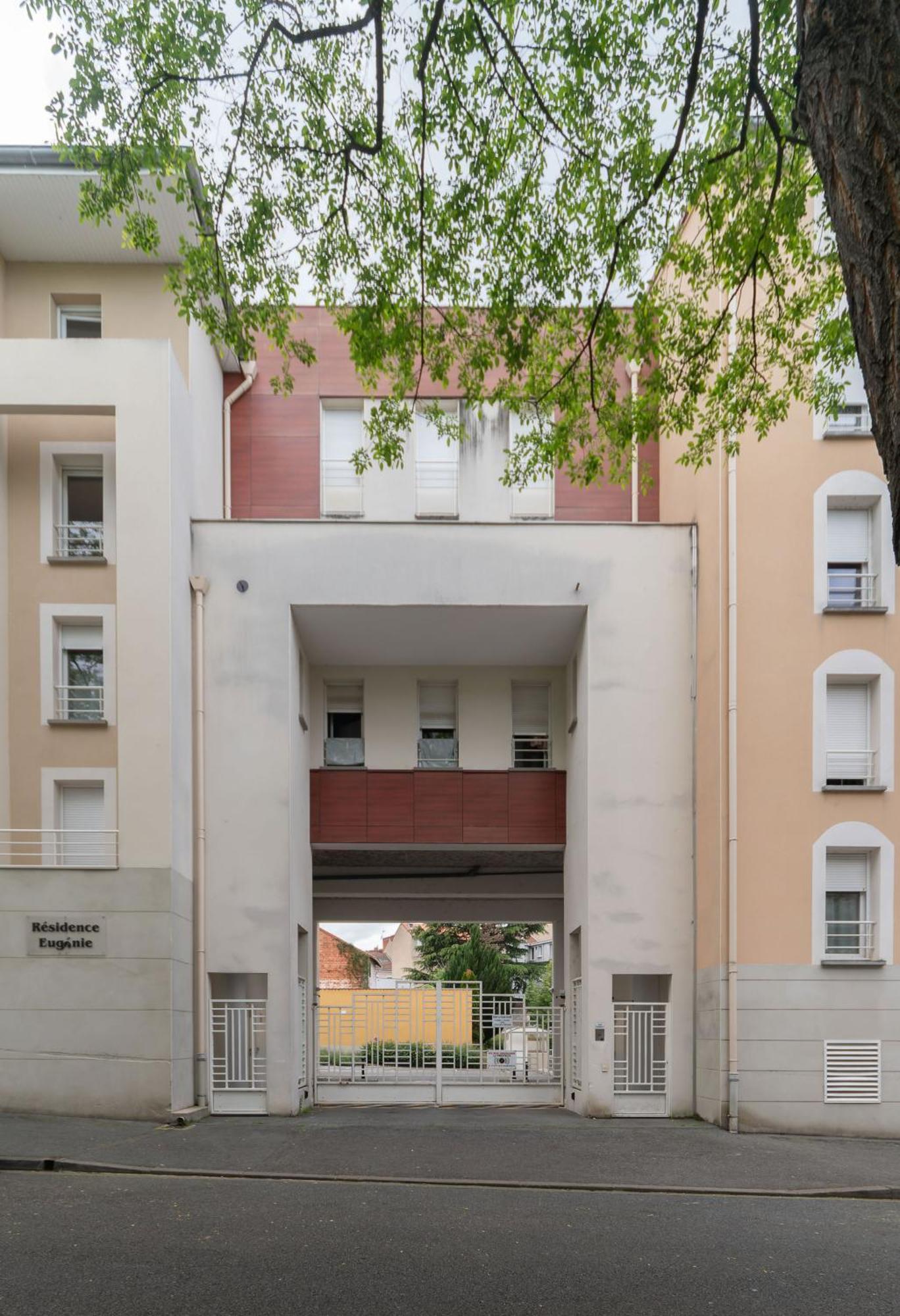 L'Eugenie - Appartement Design & Confort En Centre-Ville فيشي المظهر الخارجي الصورة